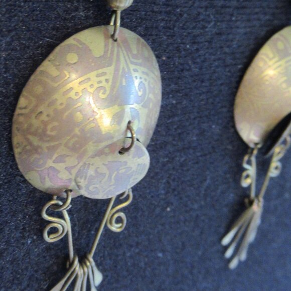 Vintage brass, dangly earrings. Handmade, Aztec or Mayan inspired. Rustic - Picture 3 of 9